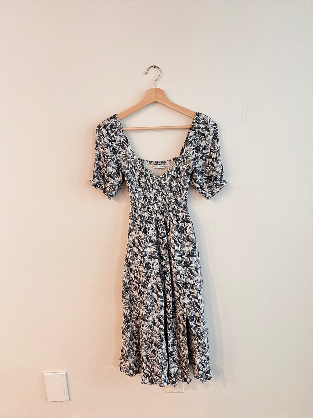 Abercrombie & Fitch Blue and White Floral Midi with Smocked Bodice